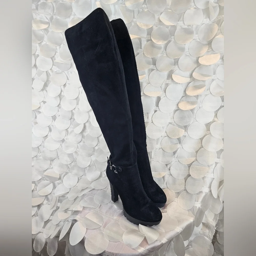 GUESS‎ BLACK BOOTS Size 6.5